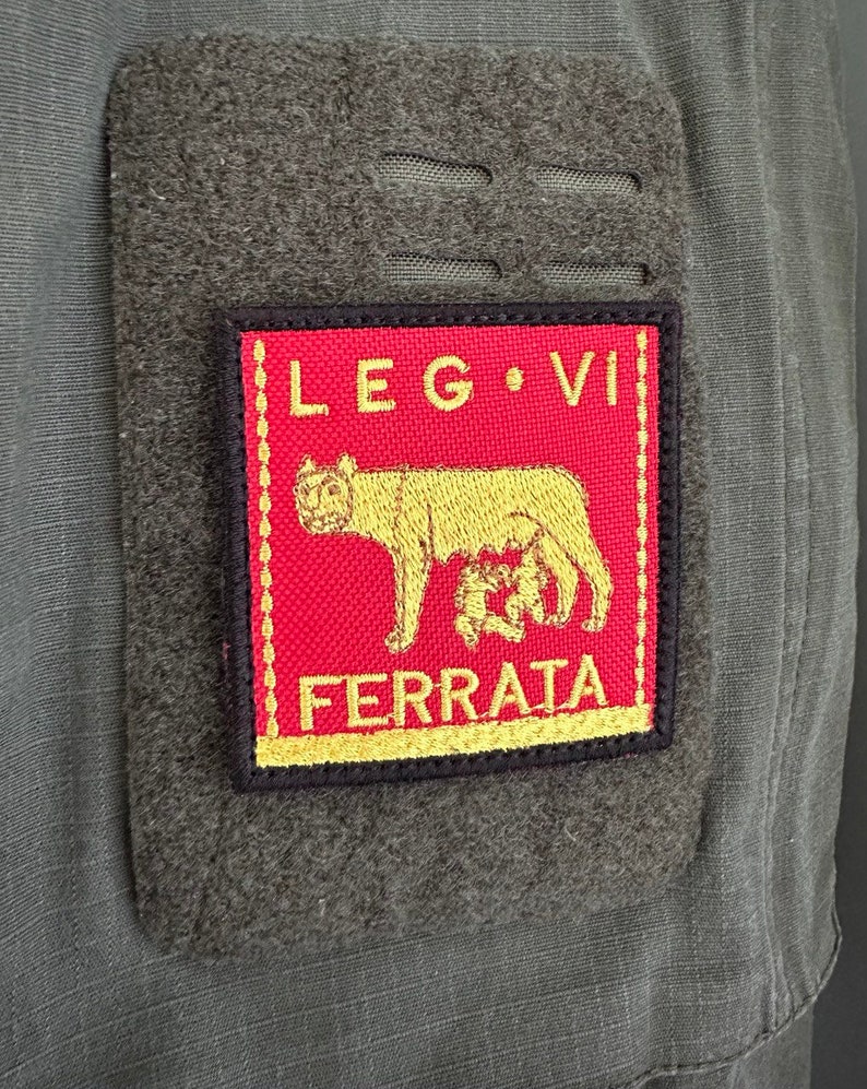 Patch Légion VI Ferrata Rouge avec Velcro Patch Empire romain Aquila Wolf Roma Centurion Moral Tactical Outdoor Velcro image 6