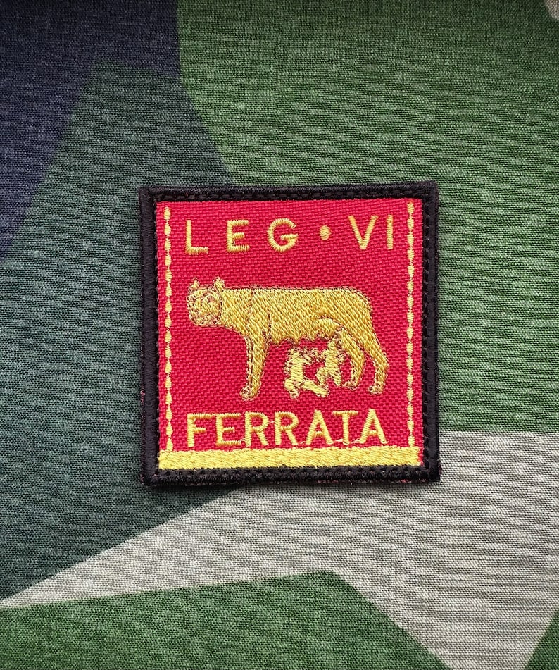 Patch Légion VI Ferrata Rouge avec Velcro Patch Empire romain Aquila Wolf Roma Centurion Moral Tactical Outdoor Velcro image 1