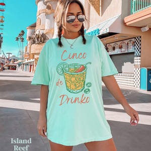 Cinco de Mayo Margarita Shirt, Spicy Margarita Tees, Cinco de Mayo TShirts, Drinking Shirts Women, Cinco De Mayo Outfits, Cocktail Crewneck Island Reef