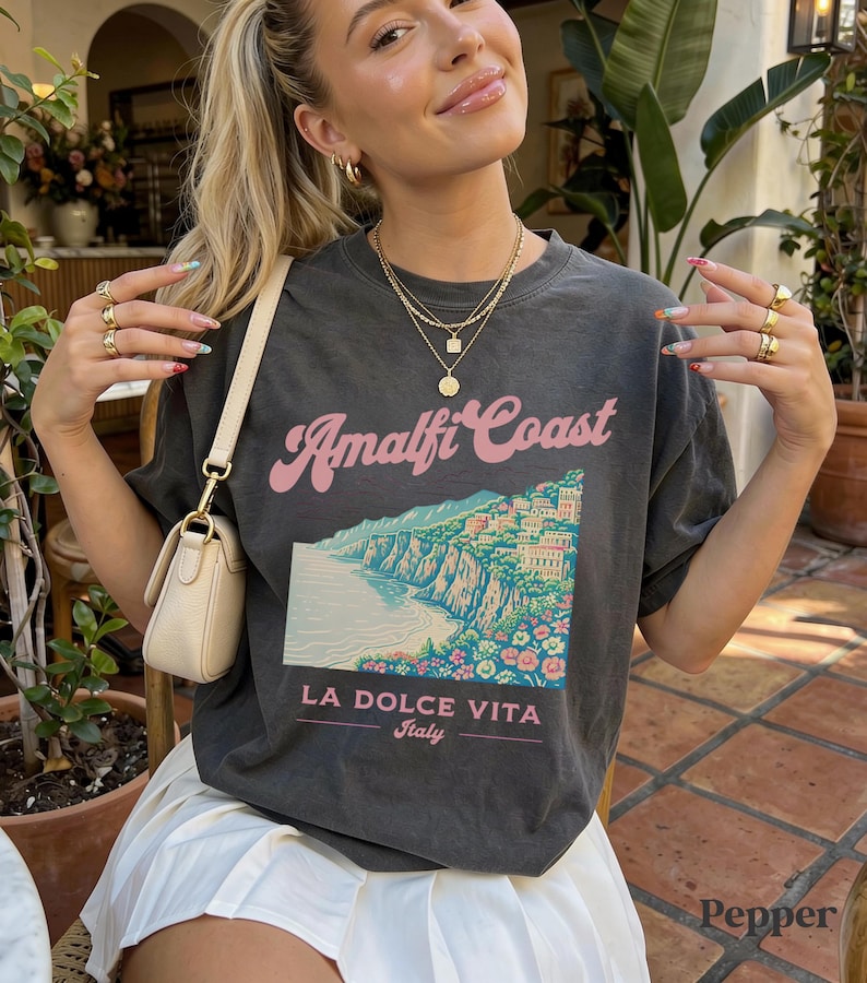 Amalfi Coast Shirt, La Dolce Vita, Italian Summer, Italy Vacation, Comfort Colors Shirts Summer, Italia, Womens Graphic Tshirts, Travel Tees image 3