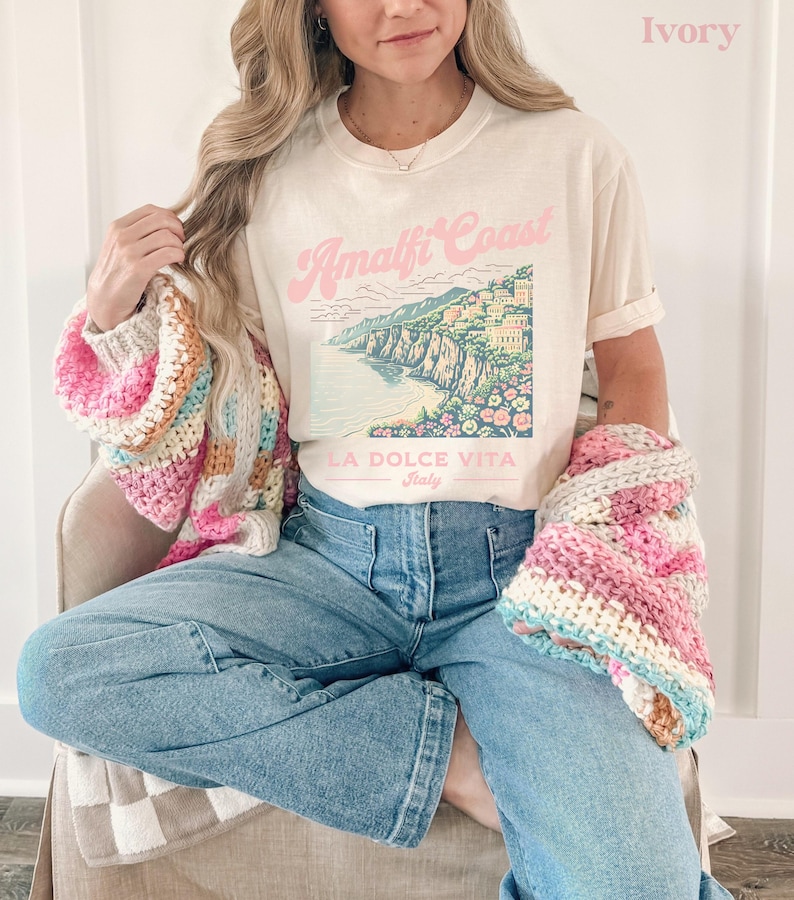 Amalfi Coast Shirt, La Dolce Vita, Italian Summer, Italy Vacation, Comfort Colors Shirts Summer, Italia, Womens Graphic Tshirts, Travel Tees Ivory