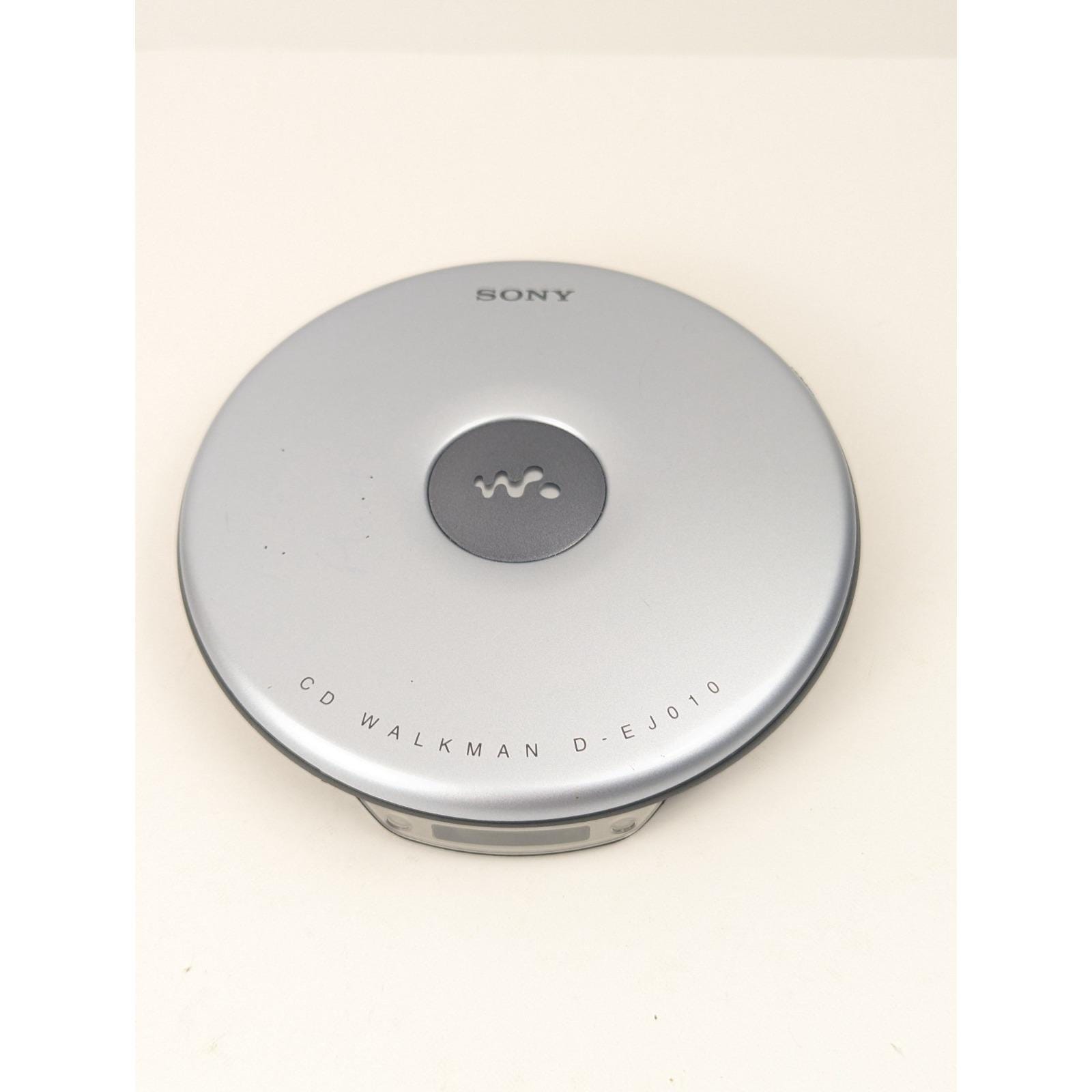 Sony D-EJ010 CD Player Walkman  CD-R/RW Silver G-Protection -working