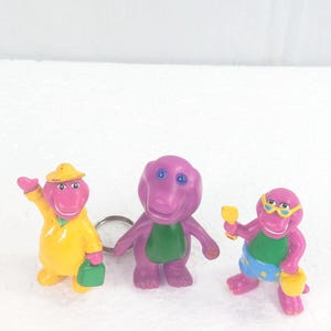 Barney and Friends 1993 Beach Barney & Rain suit Barney PVC Toy Figure