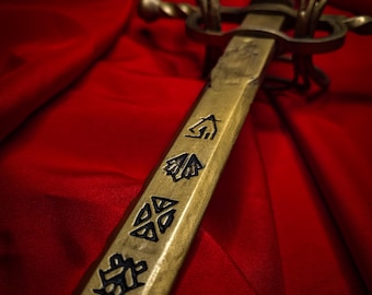 Maellum Maelle Rapier – Expedition 33 Inspired Sword – Handmade Cosplay Prop Replica