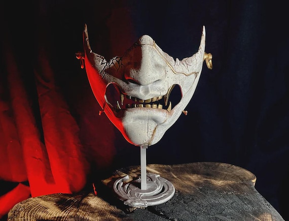 Ghost of Yotei Mask – Handcrafted Oni Samurai Mask Prop | Display