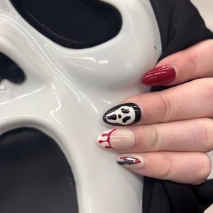 Nail - Ghostface