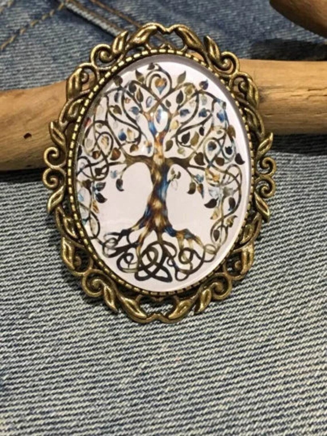 P&M Paris - Broche cabochons pâte de verre multicolore - Montres & Bijoux