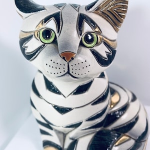 DeRosa Rinconada Tabby Cat black and white gold accents sculpture green eyes gorgeous collectors edition
