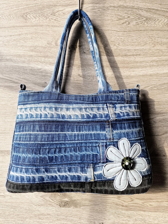 Small Denim Floral Tote Bag, Upcycled distressed Blue Jeans Handbag, Unique  Handmade Purse with Interior Denim Lovers Gift