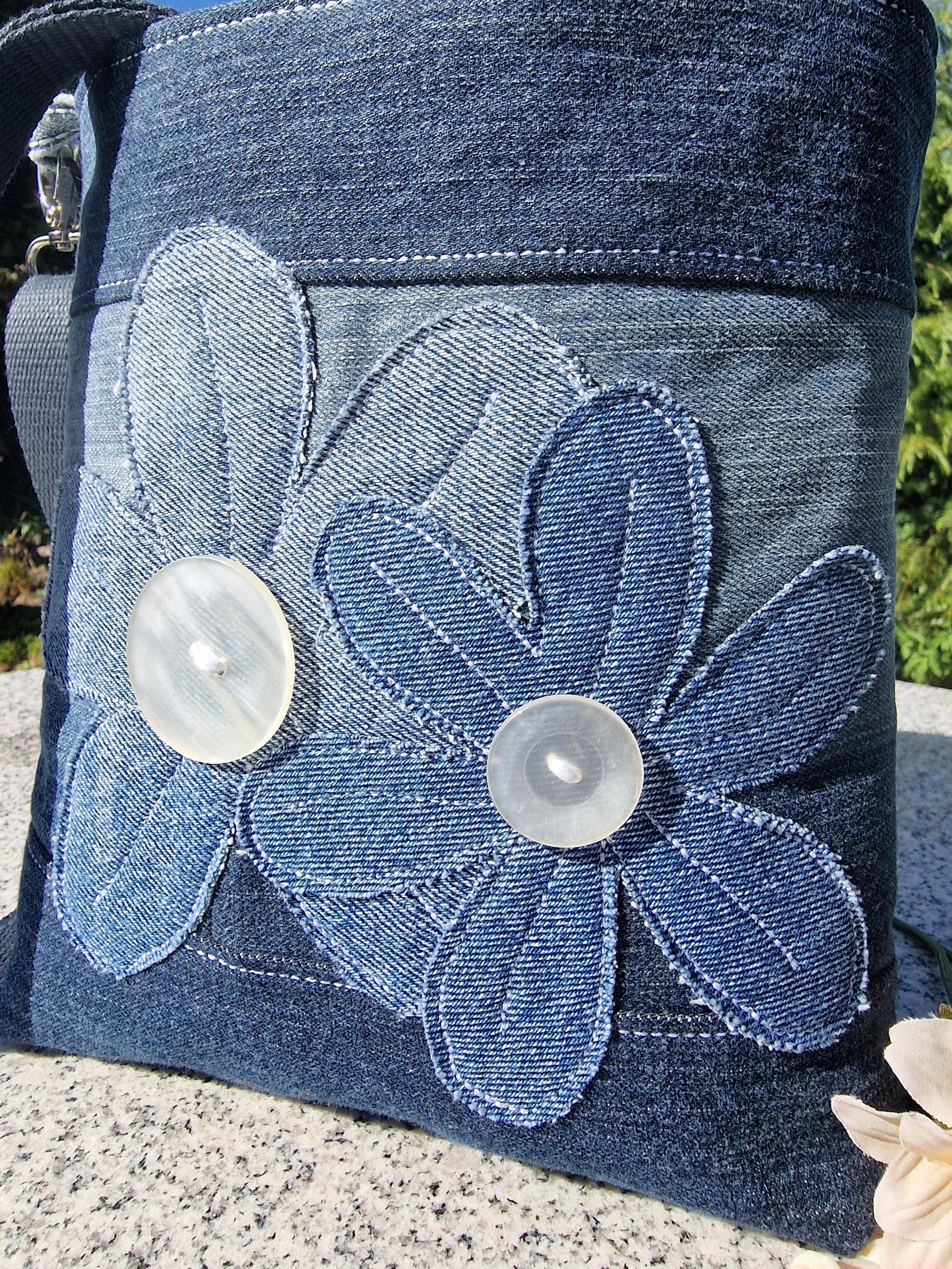 Flower Painting Pattern - Sustainably Made Gym Bag