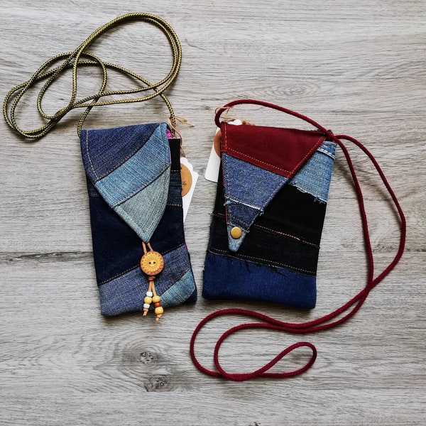 Denim Patchwork Crossbody phone Bag - upcycled blue jeans cross body mobile pouch. Unique Sustainable Fashion accessory, mini festival bag.