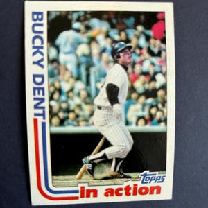 1982 Topps Bucky Dent in actie #241