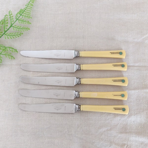 Set of 5 Vintage Tea / Butter Knives with Art Deco Handle Design - Unity Sheffield Stainless Steel