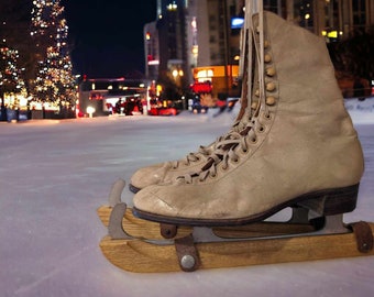 Vintage 30s German Gloria Beige Ice Skates