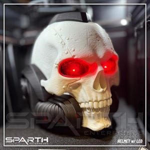 Epic Customizable Cosplay Tabletop Gaming Helmet – Custom Fantasy Wargame Gear for Cosplay Chaplain