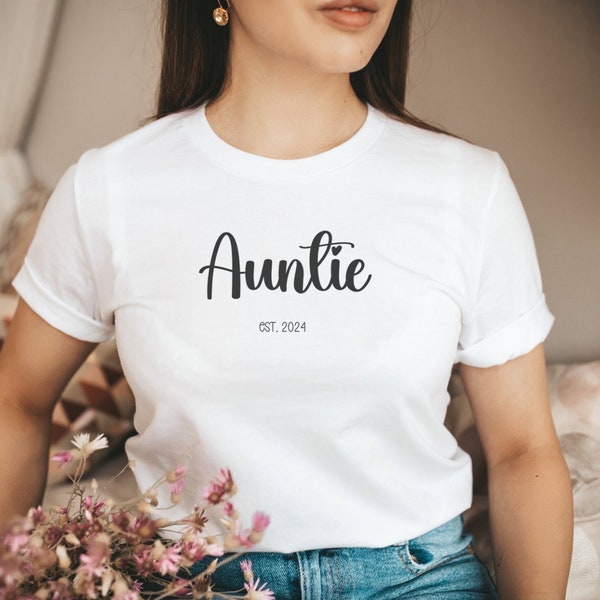 Cute T-shirt Auntie 2024 minimalistic T shirt for aunts gift idea aunt
