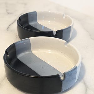 Ceramic tri-color ashtray
