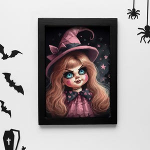 Stampa di bambola rosa inquietante di Halloween / Arte murale gotica Whimsigoth / Decorazione di bambola infestata di Dark Academia / File di download digitale di Halloween