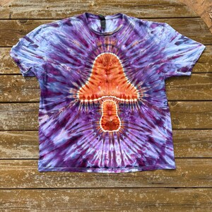 Men&#39;s size 2XL - Hand Tied Mushroom Tie Dye T-Shirt