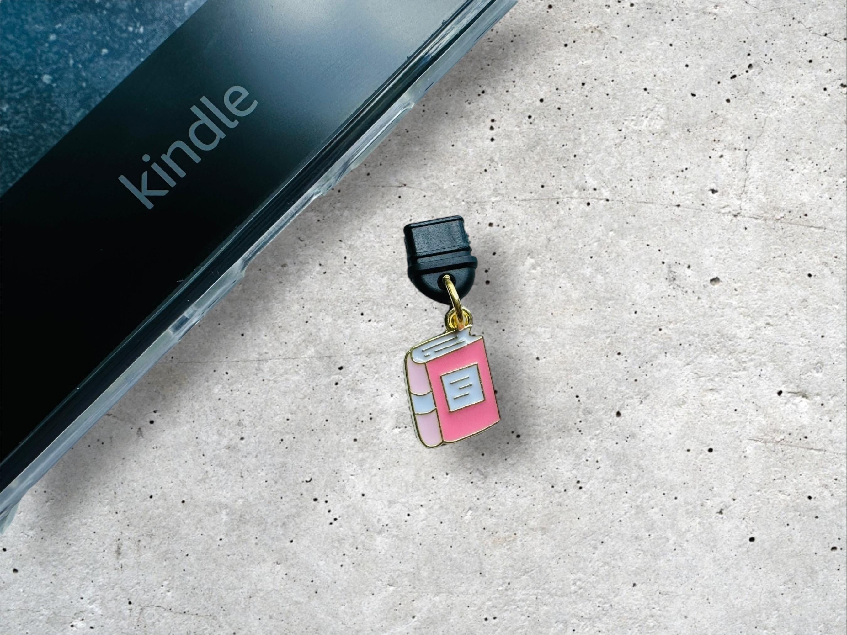 4 Ciondoli Antipolvere Colorati Per Porta USB C, Graziosi E Originali, Proteggi Ricarica Per Kindle E Smartphone