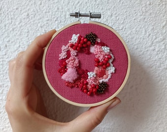 Fruits rouges - Broderie d'Art Décorative texturée - Fait main - Pièce unique