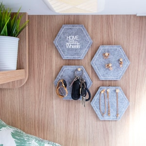 Felt pin board set of 4, including wooden pins - practical felt wall decoration for your camper or campervan