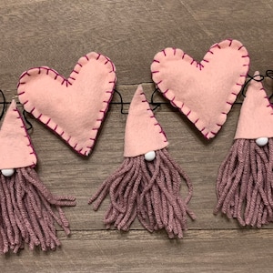 Valentines Heart and Gnome Garland