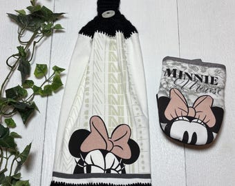 Minnie Mouse Kitchen Towel & Oven Mitt Set: Crochet Top, Scalloped Edge.