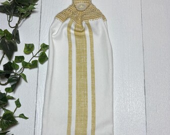 Toalla de cocina de rayas beige: borde festoneado de ganchillo para colgar, doble propósito