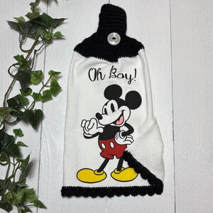 Toalla de cocina de Mickey Mouse: Disney, parte superior de crochet, toalla para colgar, doble propósito, borde inferior festoneado imagen 2