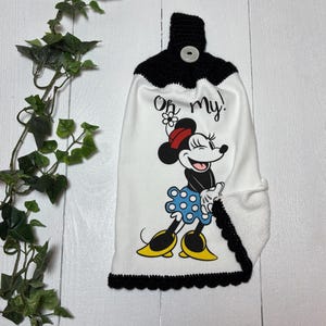 Minnie Mouse Hanging Towel: crochet top, Disney decor image 2