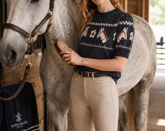 Horse Motif Short Sleeve Sweater