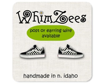 Skater Sneakers Earrings, Black and White Checked Tennis Shoes, Old Skool Skater Earrings   W85