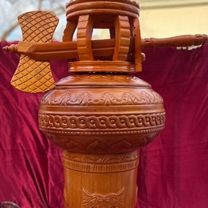 Set Batea y Pilon Para Chango Grande con Edu Ara/ Large Wooden Batea and Stand (Pilon) set for Shango with Edu Ara