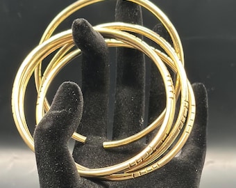 Set de Manillas de Oshun en latón puro 8gauge - Gruesor tradicional/ Set of Oshun Bangles in Pure Brass 8 gauge - Traditional thickness