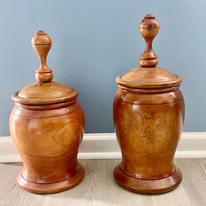 Hand Carved Wooden Basin / Lebrillo De Aggayu