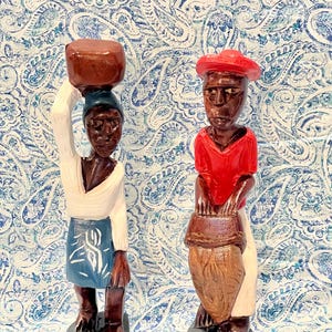 Handcrafted Muerto Wooden Statue Set / Set de Estatuas Talladas a Mano