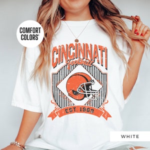 Comfort Colors Cincinnati Football Shirt Vintage Cincinnati Bengals Shirt For Women Retro Bengals Shirt Gift for Her Oversized Bengals shirt