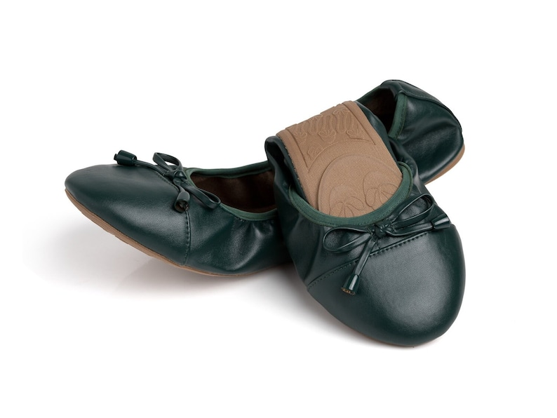 Regalia Feather Flats