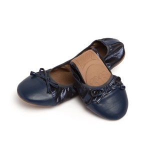 Talaria Flats Navy Blue Premium Foldable Ballet Flats,Wedding Ballet Flats,Ballet Flats for Work,Flats Plegables for Travel,Cinderollies flat imagen 1