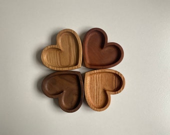 Handmade Hardwood Heart shaped tray | Modern Valet Catch All Decor | Jewelry organization | Entryway tray | Home decor | Gift | Wood project