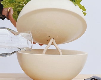 Self-watering ceramic pot – style and functionality for your indoor plants