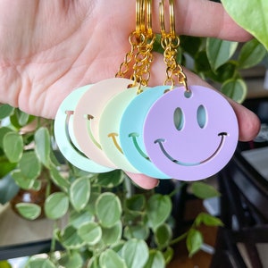 Smiley Face Keychain Acrylic Keychain Smile Keychain Retro Smiley Face Acrylic Smiley Face Keychain Retro Pastel Keychain