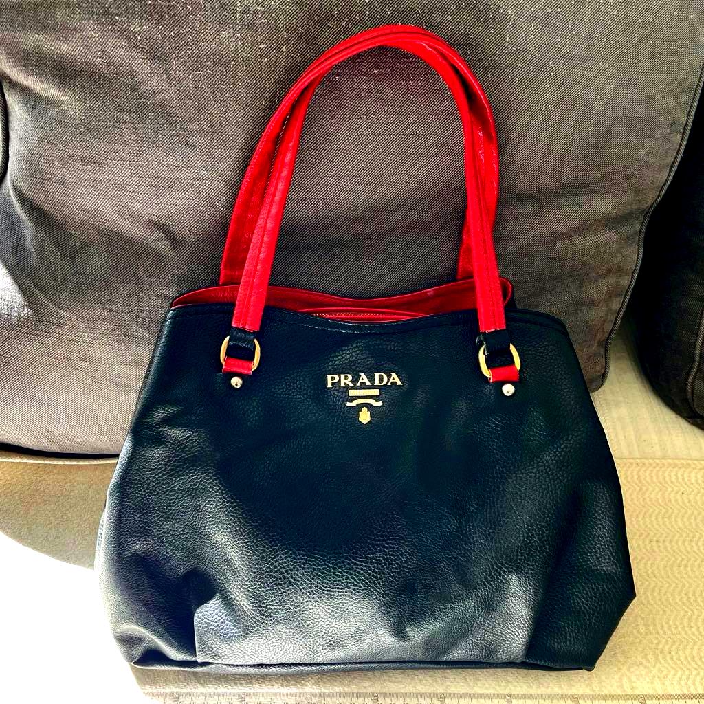 Authentic Vintage PRADA Handbag – Black & Red Saffiano Leather