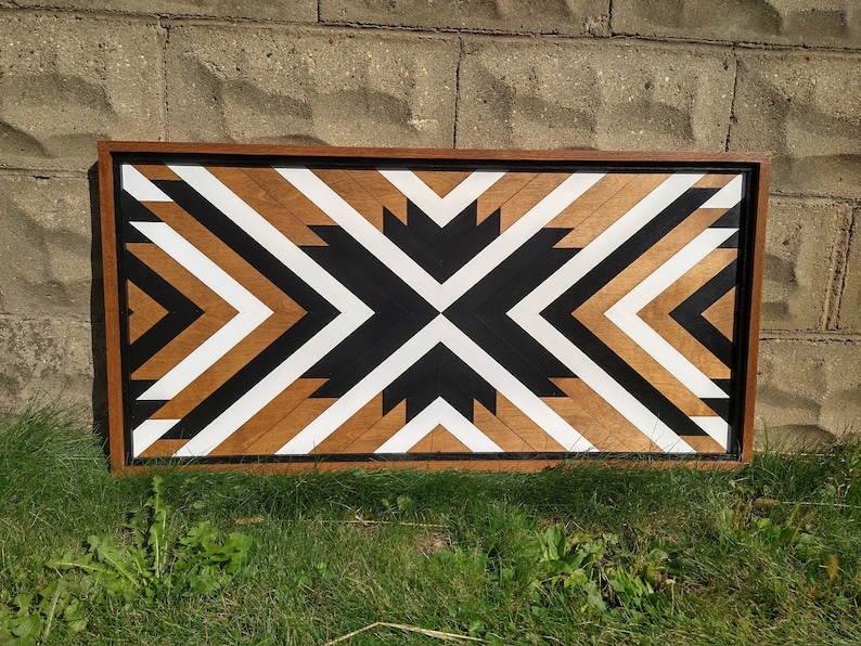 Reclaimed Mosaic Wood Wall Art, Modern Geometric Statement Piece perfect for Mantel, Couch, or Headboard, Rustic Farmhouse Wood Wall Hanging zdjęcie 5