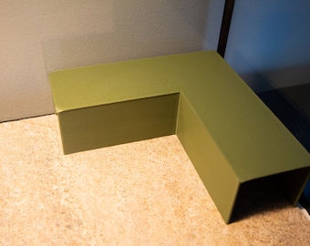 L Shaped Hide for Reptiles