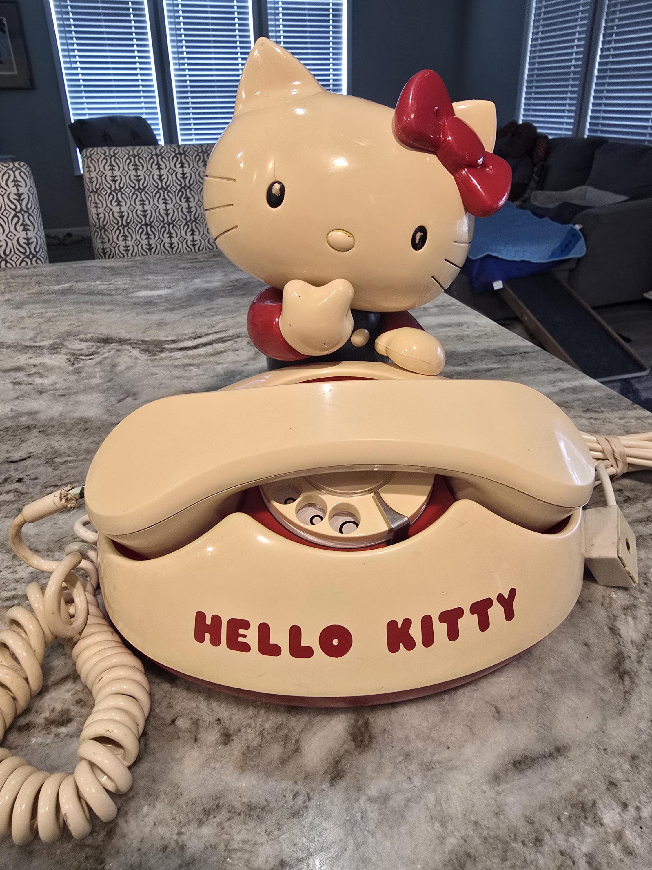 1976 Hellow Kitty - Etsy