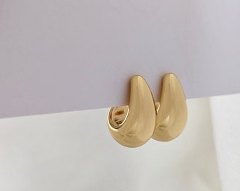 Gold Teardrop Earrings, Gold Drop Earrings, Gold Teardrop Half Hoops, 18k Gold Plated Earrings, Bottega Dupe Earrings, Chunky Gold Earrings