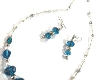 blue - tourquoise bead necklace and earrings