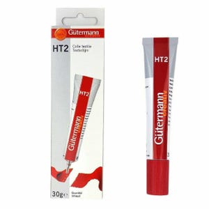 Könnte beinhalten: Eine rote Tube Gütermann Creativ HT2 Textilkleber, mit einem weißen Etikett und dem Text "HT2" in Schwarz gedruckt. Die Tube ist 30 Gramm schwer und in einer weißen Schachtel mit roten Akzenten verpackt.
